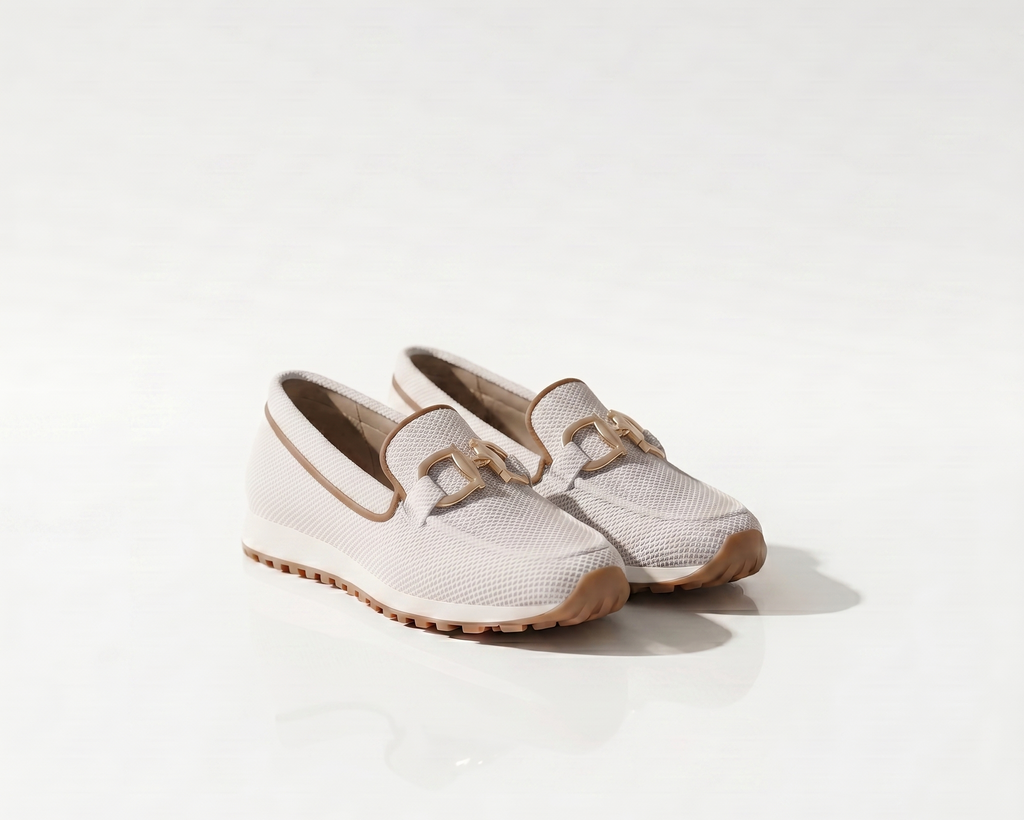 Chiara Sport-Elegance