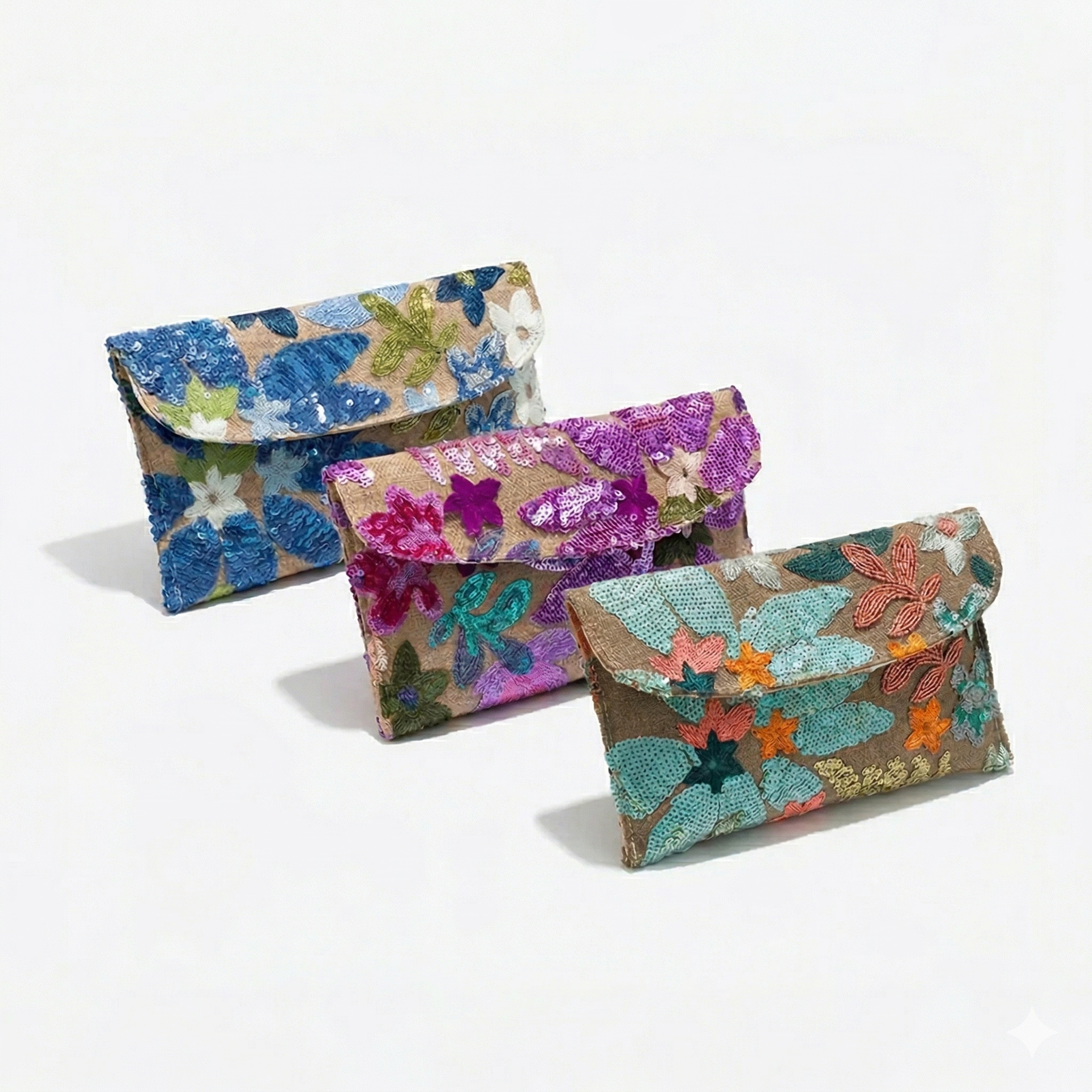 Gala Flora Clutch. Elegancia  y Brillo Sutil para cualquier momento.