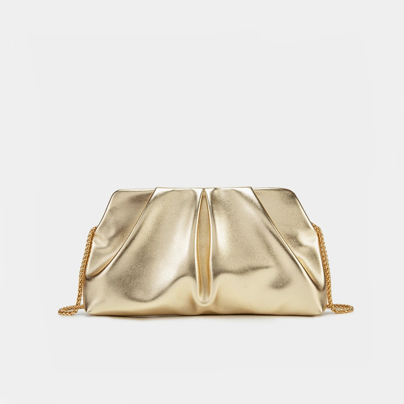 Gala Shine: Clutch Envolvente con Cadena