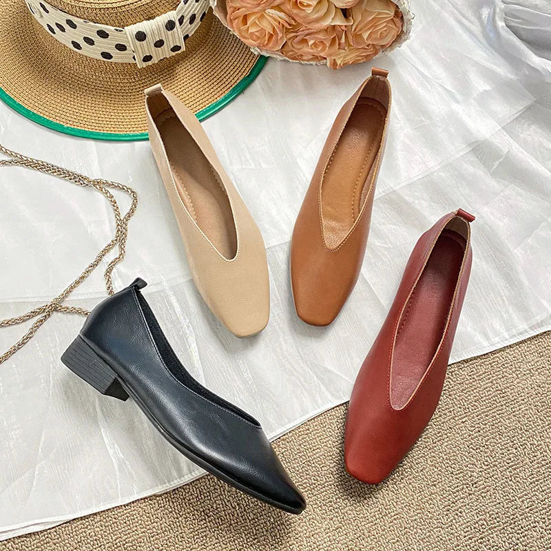 Bailarina Retro 'Soleil': Minimalismo Francés y Puntera Cuadrada