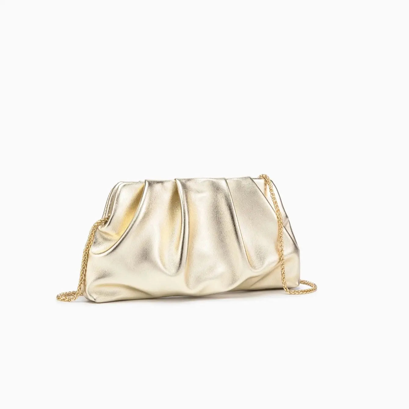 Gala Shine: Clutch Envolvente con Cadena