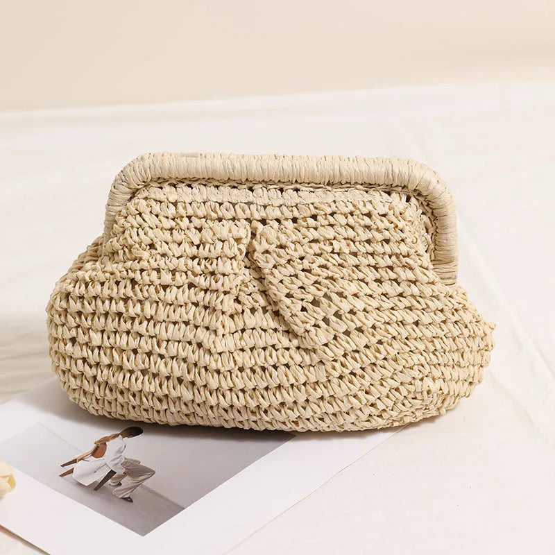 Bolso Urban Loom: Clutch & Crossbody de Cordón de Papel con Cadena