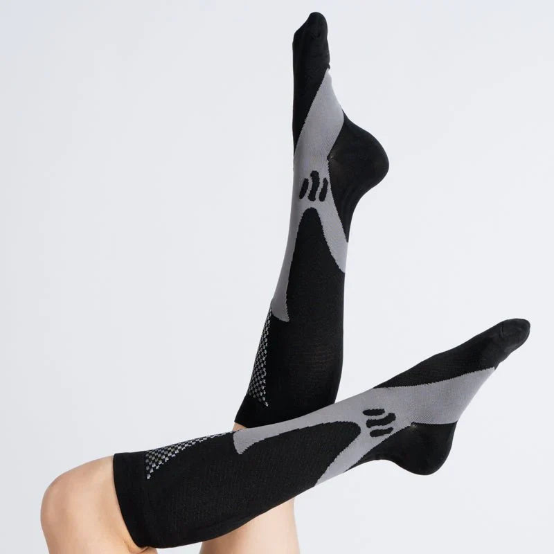Essenza FlexRelief™ – Calcetas de Compresión (Midnight Gray)