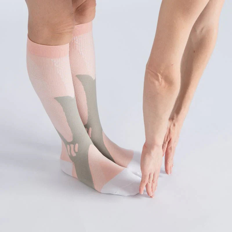 Essenza FlexRelief™ – Calcetas de Compresión (Royal Pink)
