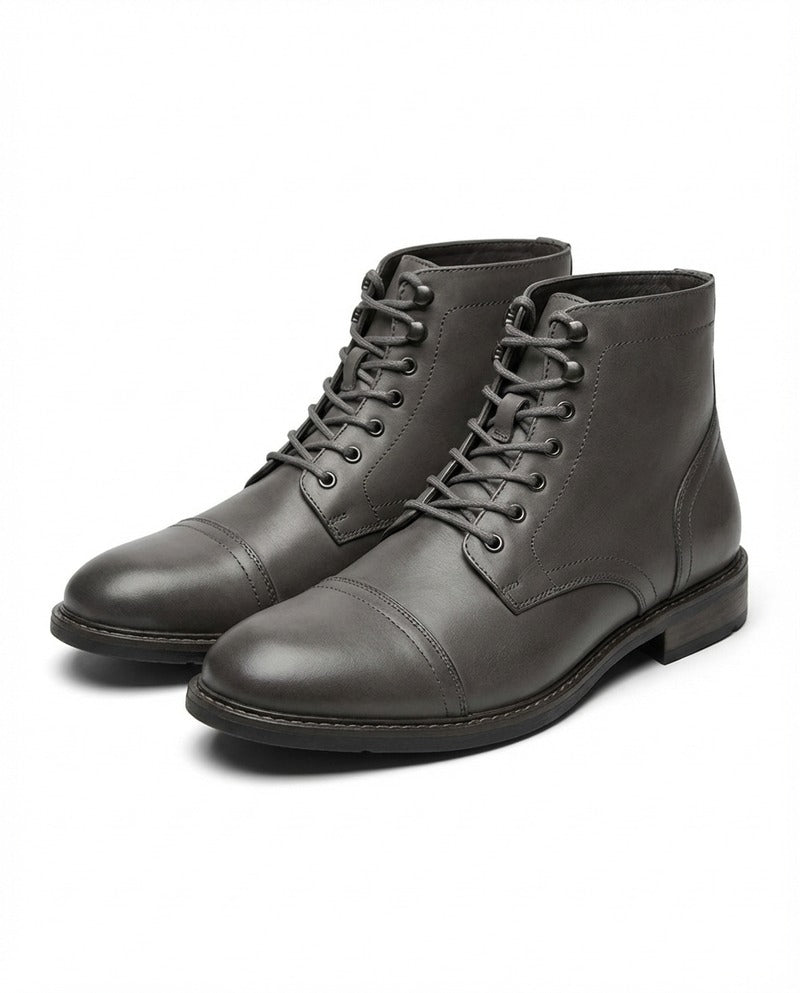 Botas de Piel Oscura Essenza