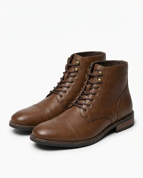 Botas de Piel Oscura Essenza